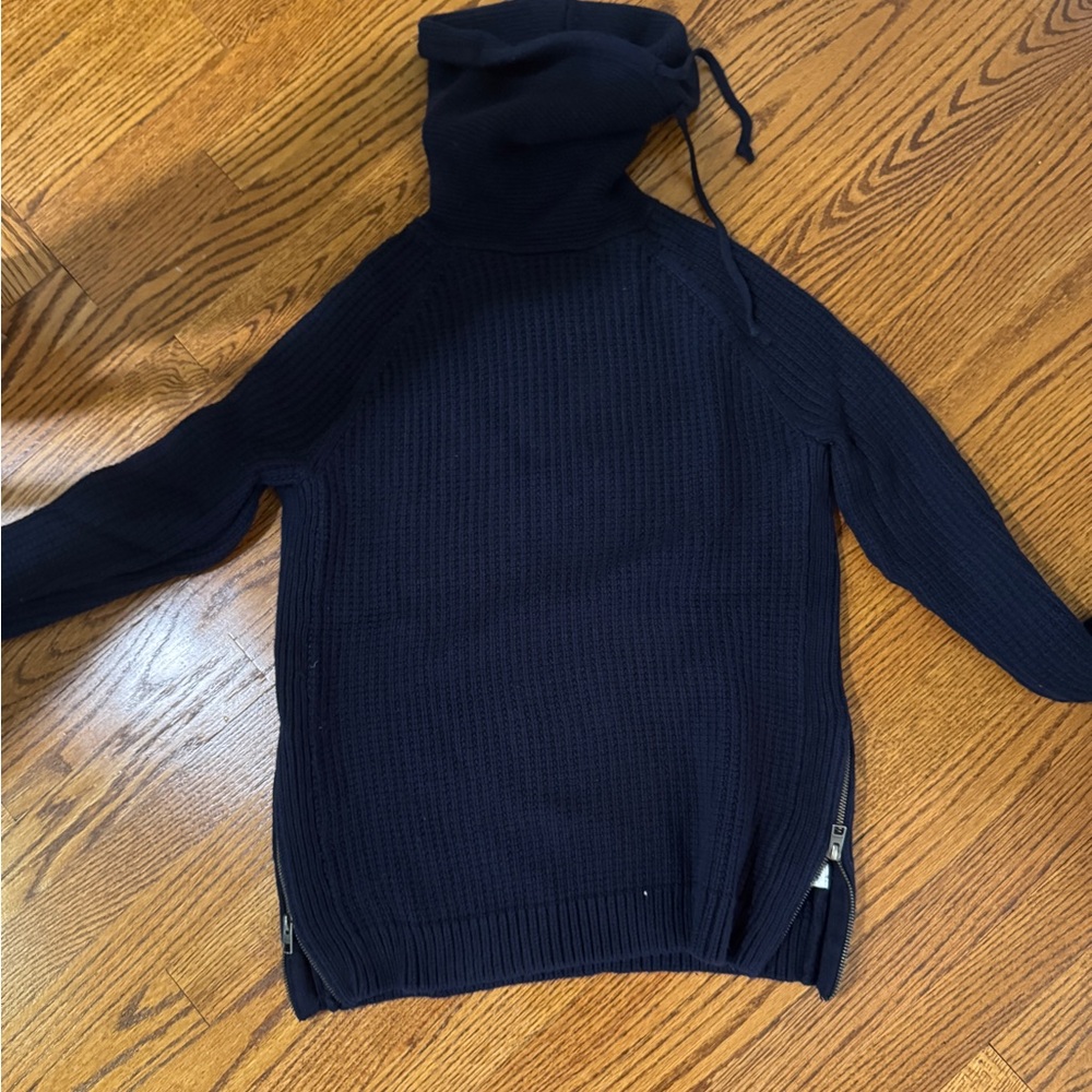 Athleta women’s Navy Turtleneck Sweater